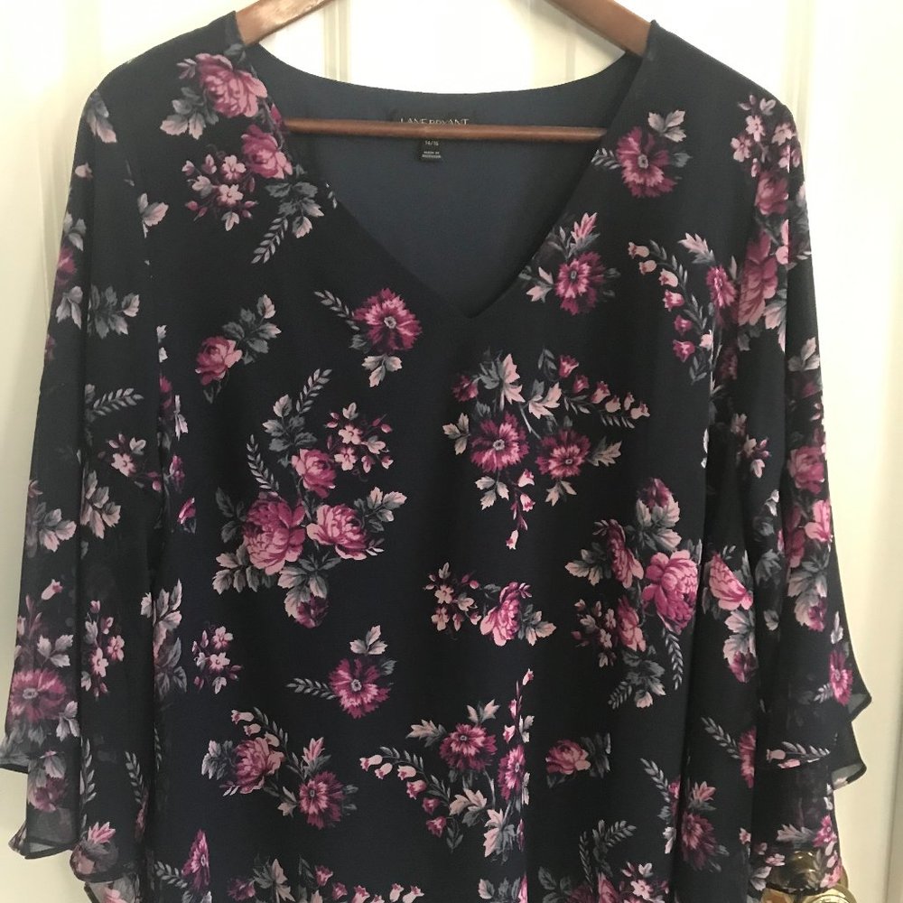 NWOT  Floral Blouse